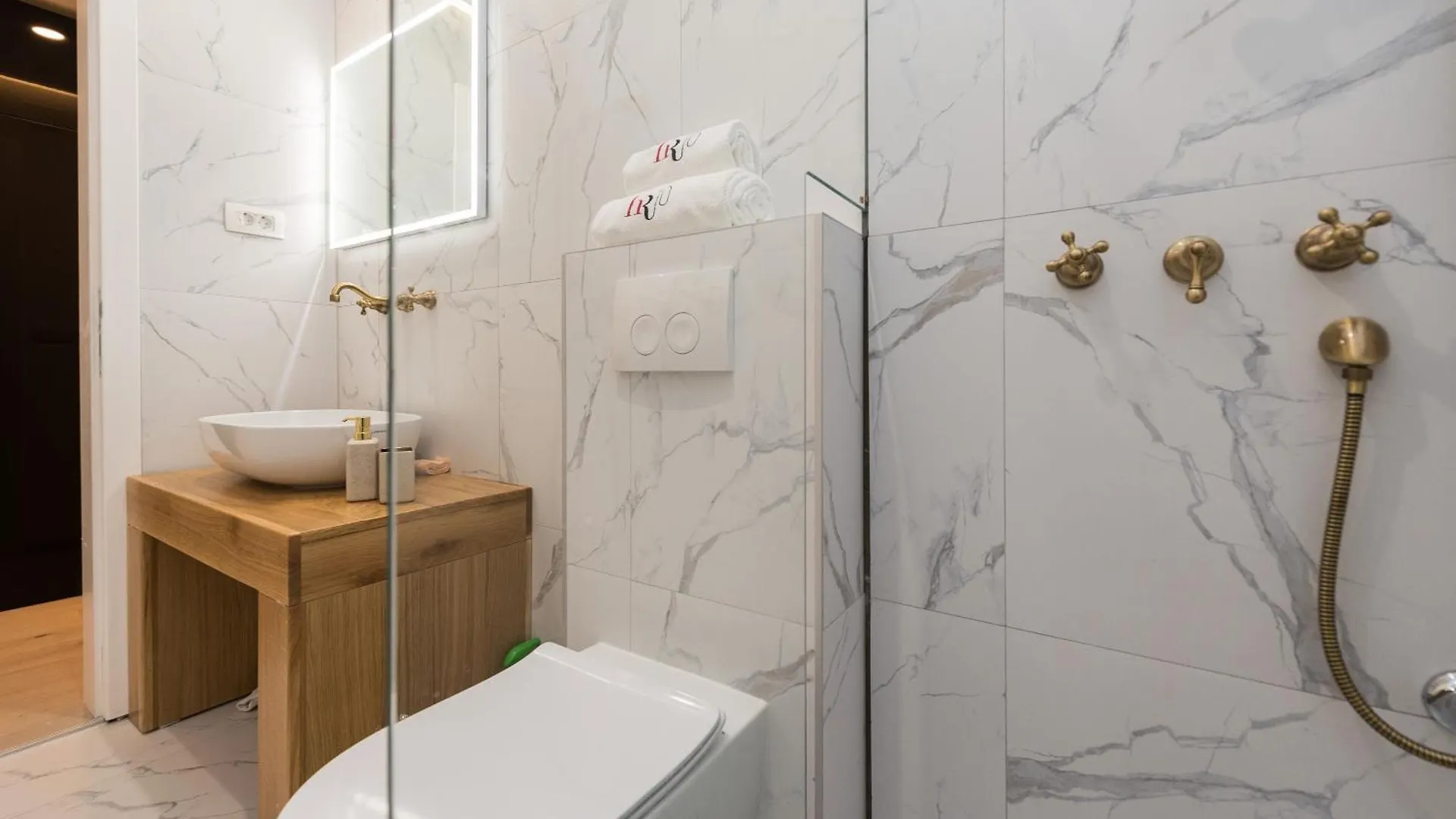 10 Heritage Rooms Zadar 0*,  Croatia